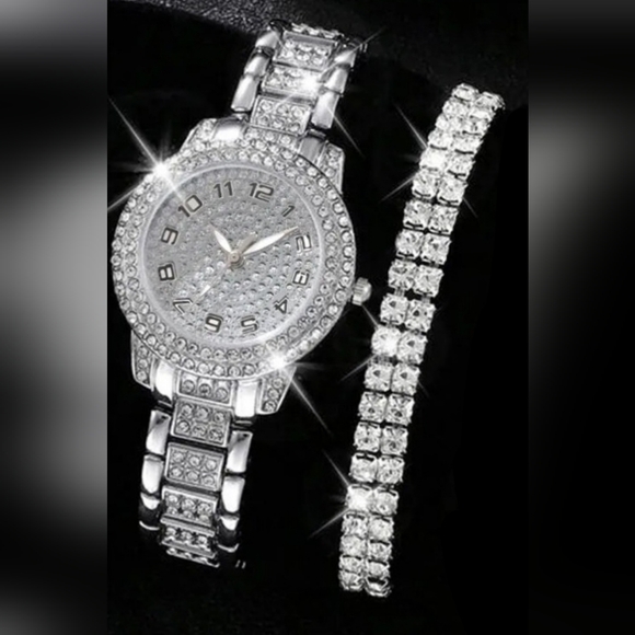 "Iced" Rhinestone Quartz Watch *Comes With Free Gift* - Picture 9 of 11